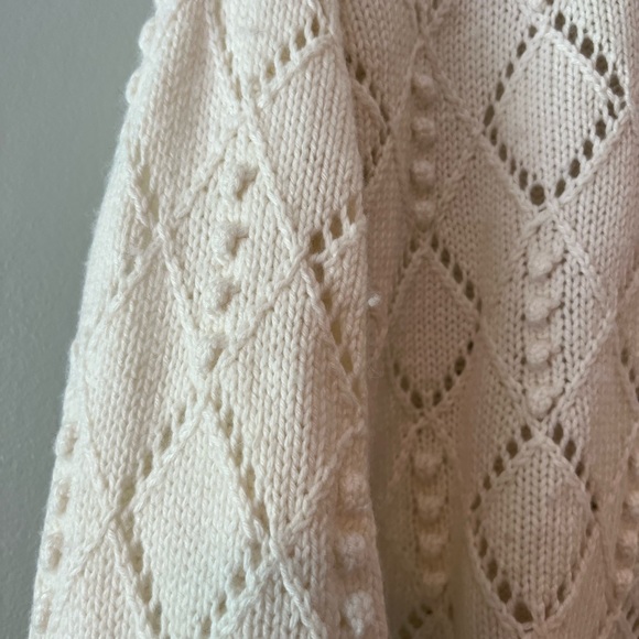 NWT NEW LOFT Cowlneck Crop Sweater Size L Cream, Off-White color, Cozy soft feel - Picture 5 of 10